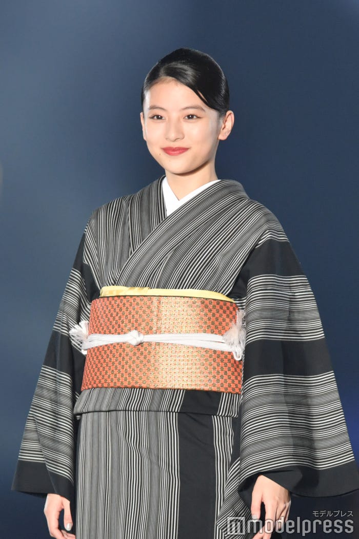 出口夏希 (C)モデルプレス