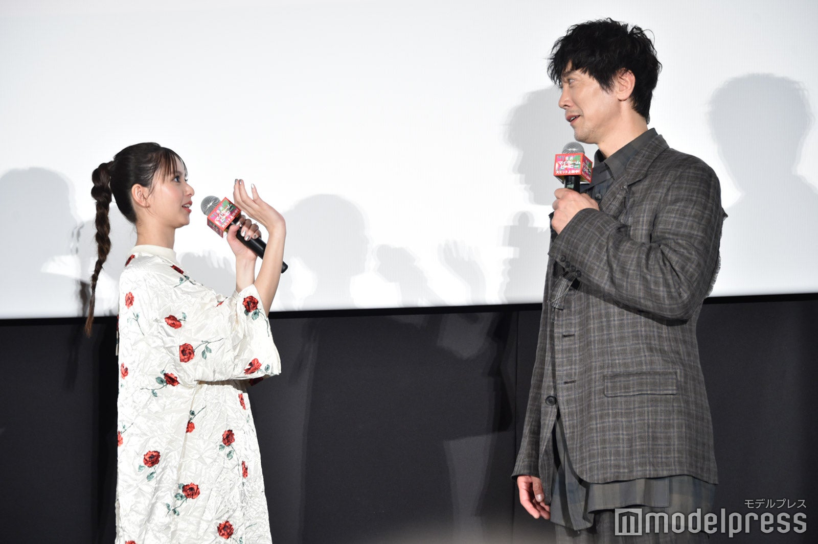 齋藤飛鳥、佐々木蔵之介（C）モデルプレス