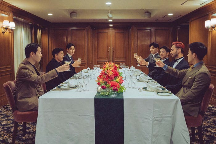 (左から時計回りに)リョウタ、ダイ、シュン、イクオ、テホン、アラン、カズト/Netflixリアリティシリーズ「ボーイフレンド」 世界独占配信中