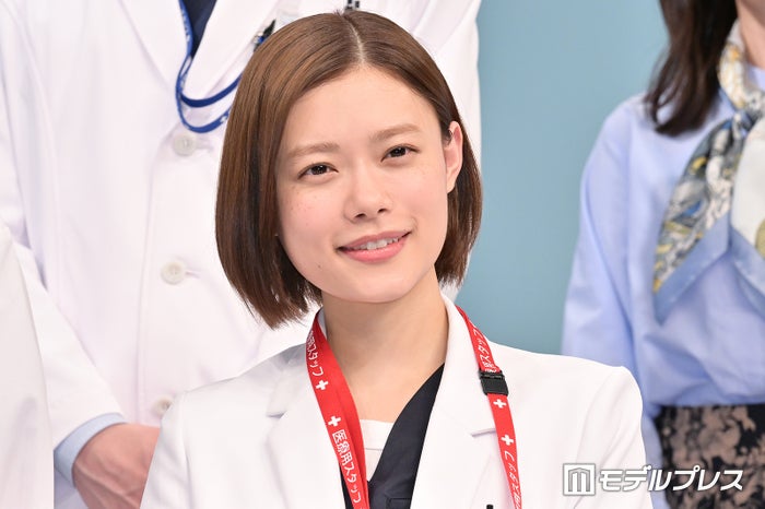 杉咲花、主演作にかける思い 緊張でマイクが鼓動拾うことも「コンプレックスに思う時期もあった」＜アンメット ある脳外科医の日記＞