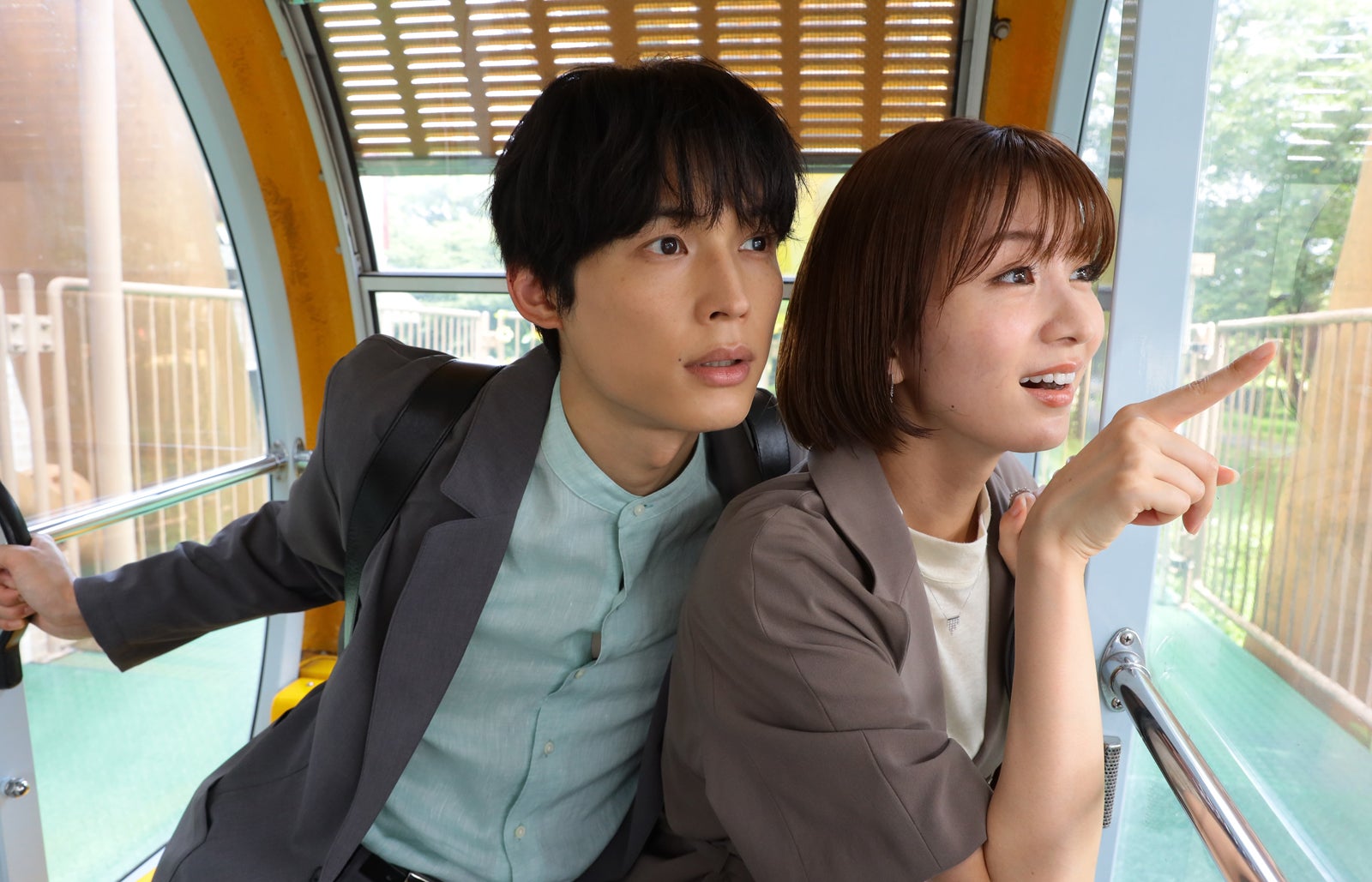 松村北斗、岡崎紗絵「告白－25年目の秘密－」第4話（C）日本テレビ