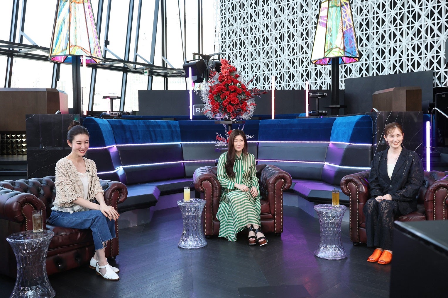 （左から）ともさかりえ、篠原涼子、本田翼（C）フジテレビ