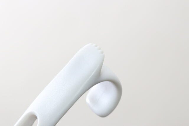 ダイソー　掛けやすいシューズブラシ　フック