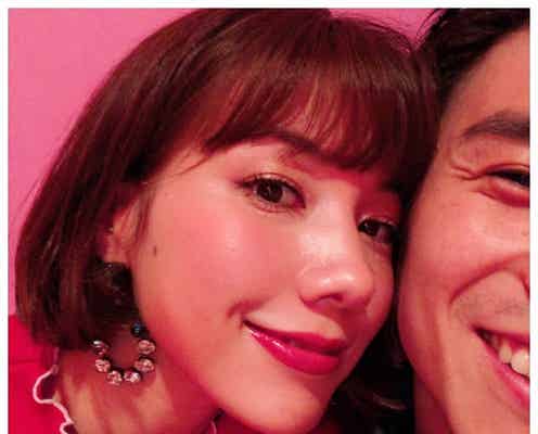 仲里依紗&中尾明慶、結婚5周年で「biglove」再び 「友達みたいで楽しい」「50年先も一緒にいる気がする」動画で愛のメッセージ