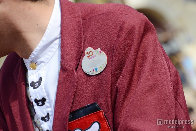 キャストのバッチ／30周年バージョン