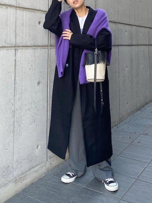 黒ロングコート