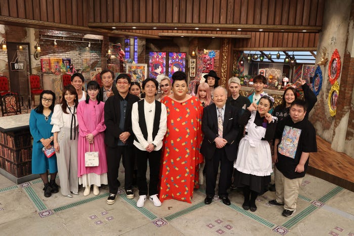 (前列左から)矢部文子、矢部美穂、遠野なぎこ、山里亮太、矢部浩之、マツコ・デラックス、加藤一二三、柿沼しのぶ、山下恵司(後列左から)横川尚隆、大鶴義丹、ミラクルひかる、アレン、戦慄かなの、栗原類、小原ブラス、島太星、森田真帆(C)フジテレビ