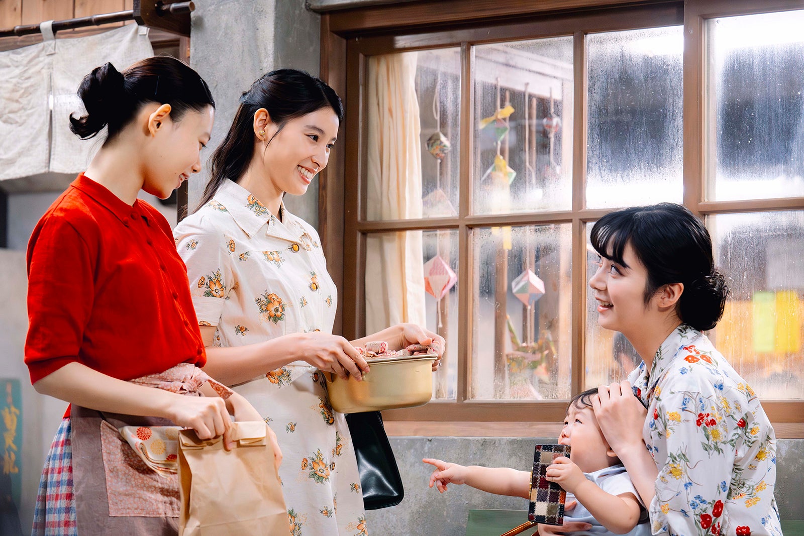 杉咲花、土屋太鳳、池田エライザ「海に眠るダイヤモンド」第7話（C）TBSスパークル／TBS