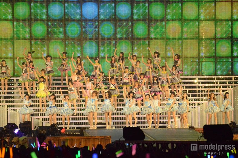 「AKB48 2013真夏のドームツアー～まだまだ、やらなきゃいけないことがある～」千秋楽