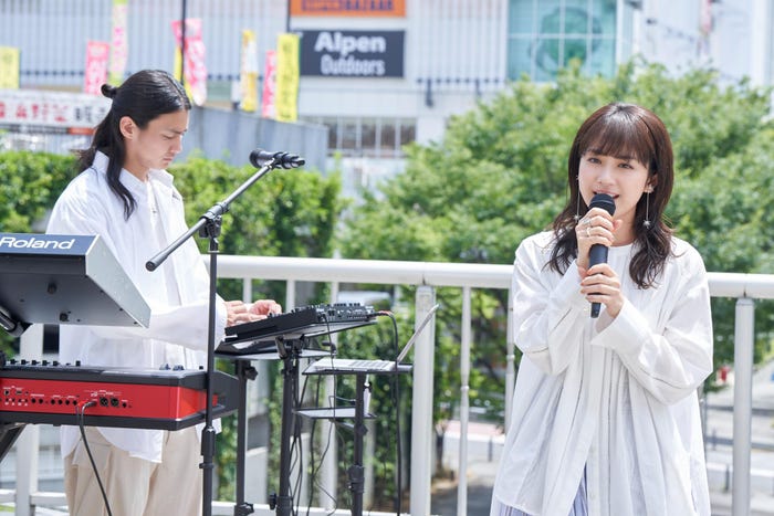 野村周平、平祐奈「しょせん他人事ですから」第3話より(C)しょせん他人事ですから製作委員会