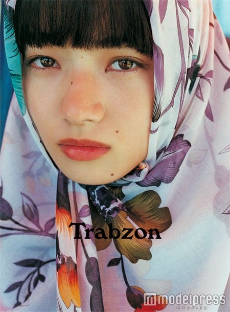 小松菜奈1st写真集「Trabzon」（画像提供：SDP）