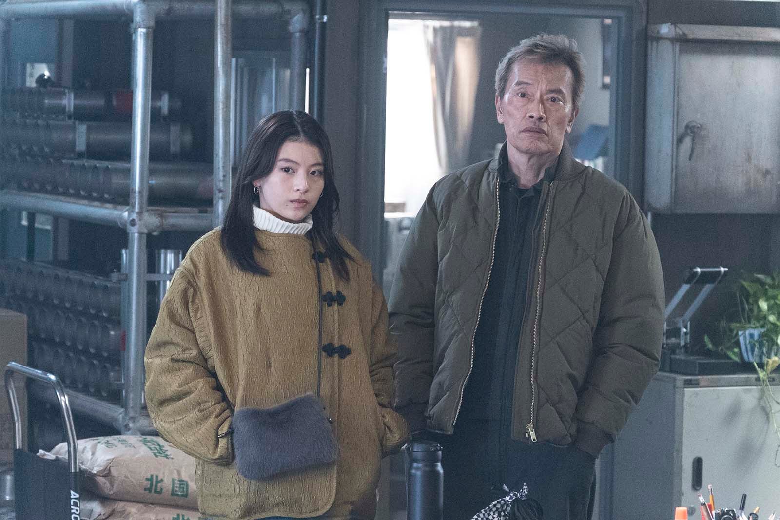 出口夏希、遠藤憲一「君が心をくれたから」第4話より（C）フジテレビ