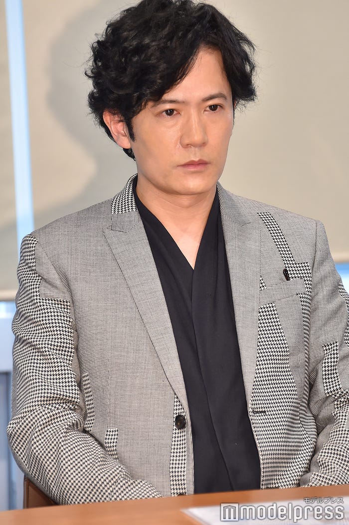 稲垣吾郎(C)モデルプレス