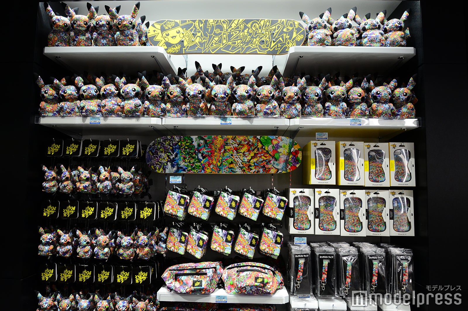 ポケモンセンター シブヤ限定グッズ（C）モデルプレス