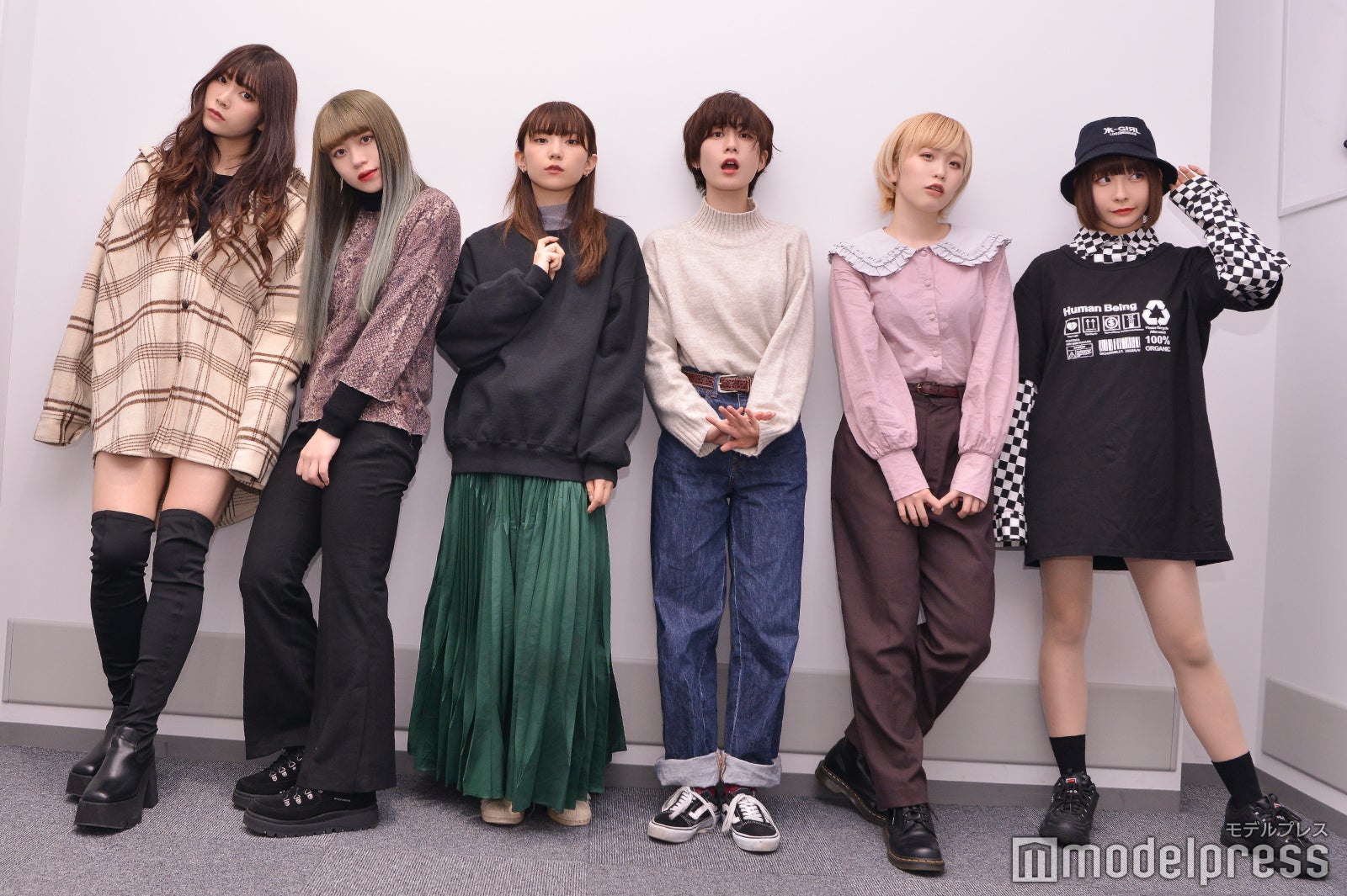 （左から）YU-Ki EMPiRE、MiDORiKO EMPiRE、MAHO EMPiRE、MiKiNA EMPiRE、MAYU EMPiRE、NOW EMPiRE（C）モデルプレス