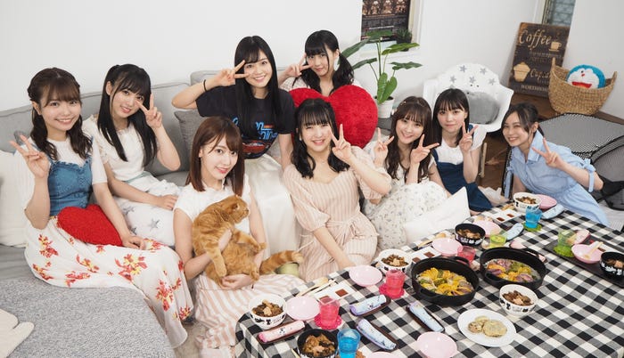 (上段左から)渕上舞、矢吹奈子、本村碧唯、田中美久(下段左から)宮脇咲良、田島芽瑠、植木南央、駒田京伽、豊永阿紀 (C)テレビ朝日