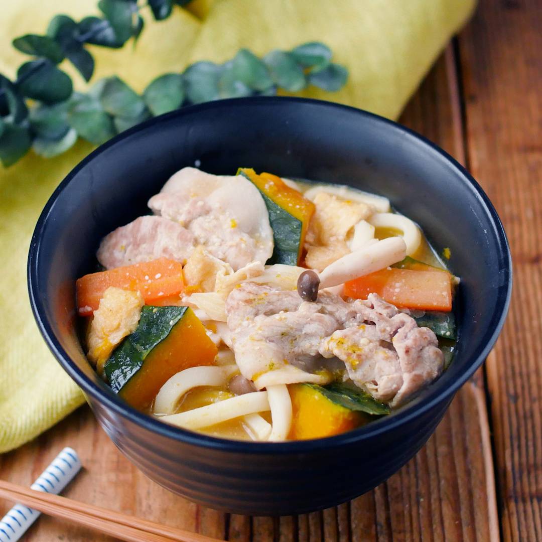 具材たっぷり♪ほうとう風うどん