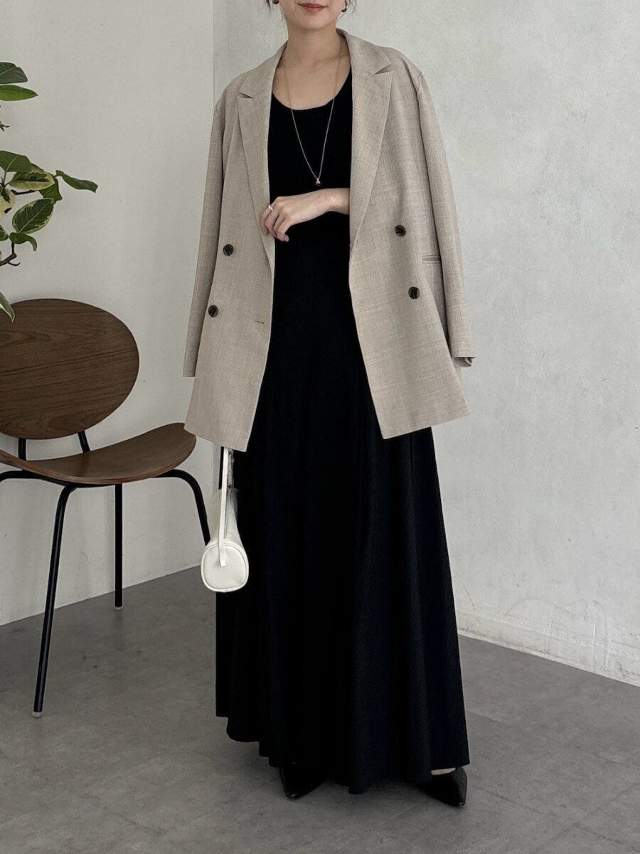 2026春大人女性おすすめ休日ベージュジャケットコーデ