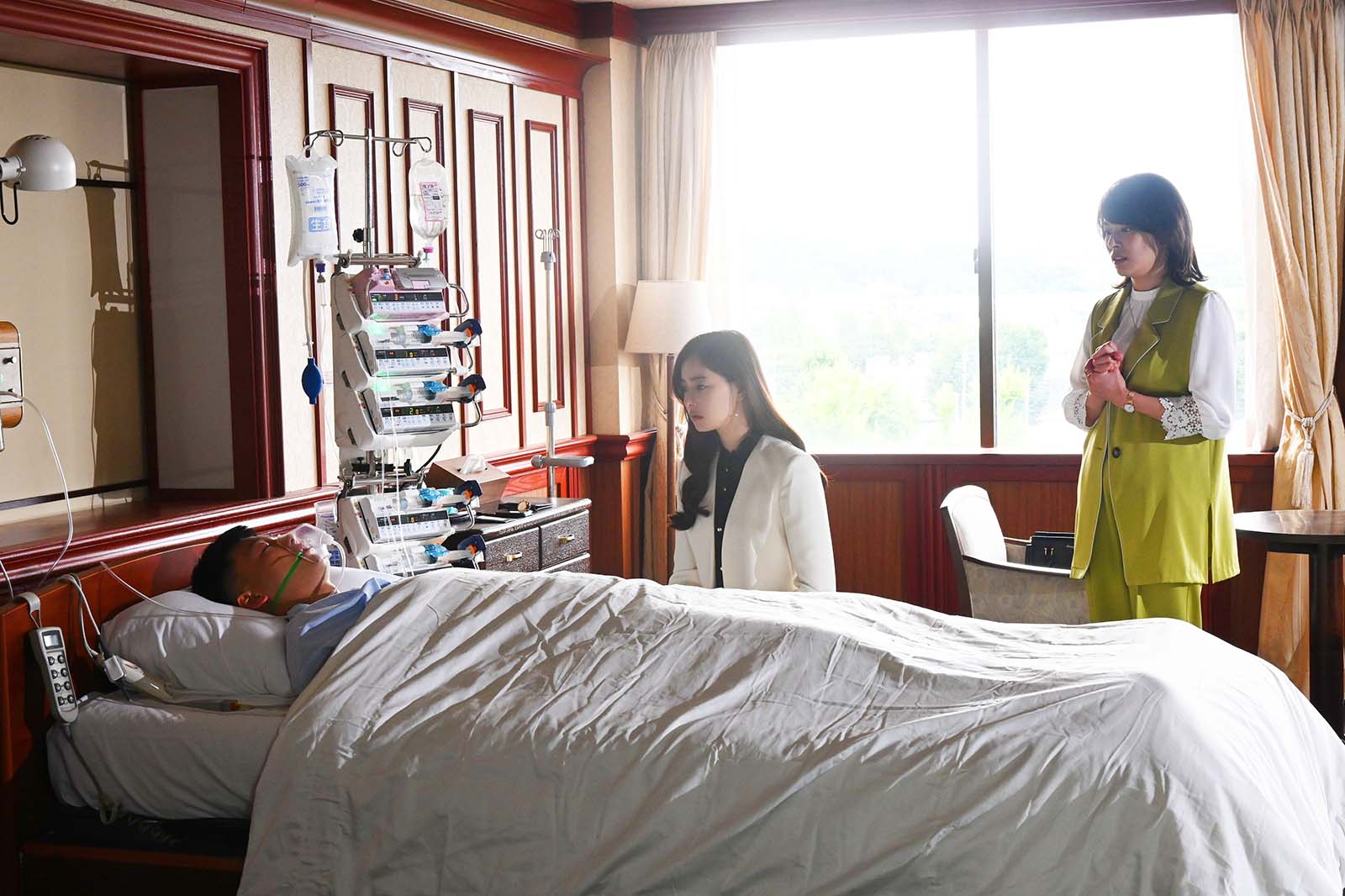 竹内涼真、新木優子、さとうほなみ「六本木クラス」第12話より（C）Kwang jin／tv asahi