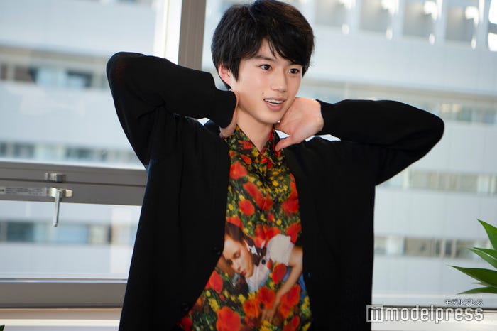 奥智哉(C)モデルプレス