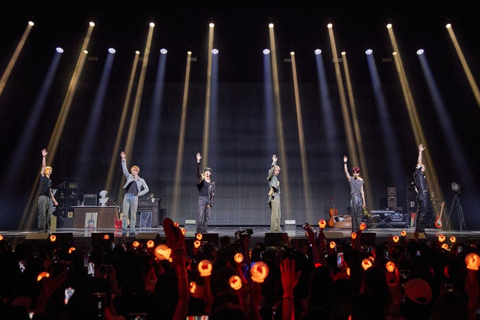 「RIIZE The 1st Mini Album ‘RIIZING’ Premiere LIVE」の様子(提供写真)