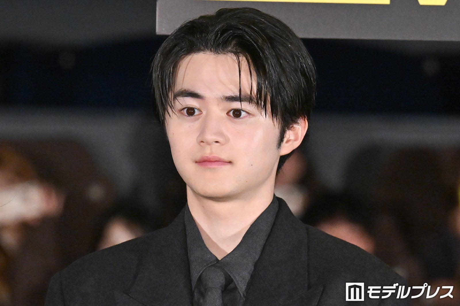 鈴鹿央士、生放送の日に寝坊「新幹線の発車の時に起きた」“人生で一番焦った”ハプニングとは【藁にもすがる獣たち】