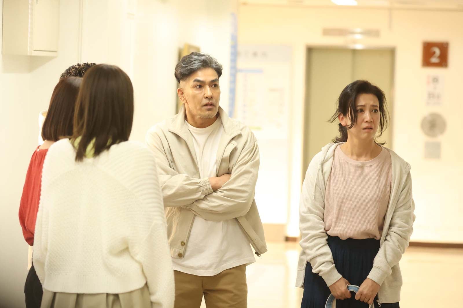 北村一輝、戸田菜穂「366日」第2話より（C）フジテレビ