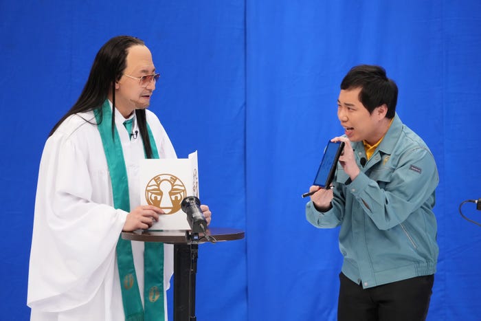 (左から)長田庄平、せいや(C)フジテレビ