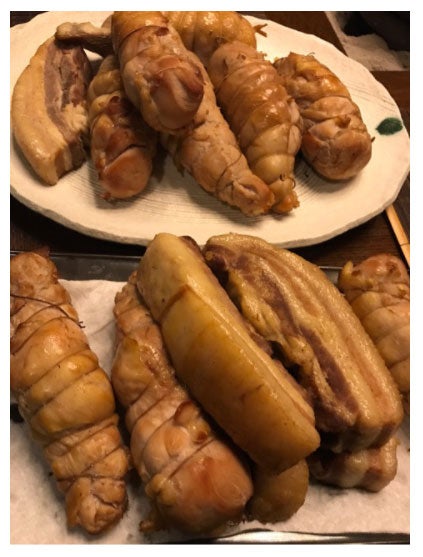 完成したスモークチキンやベーコン達／稲垣吾郎オフィシャルブログ（Ameba）より