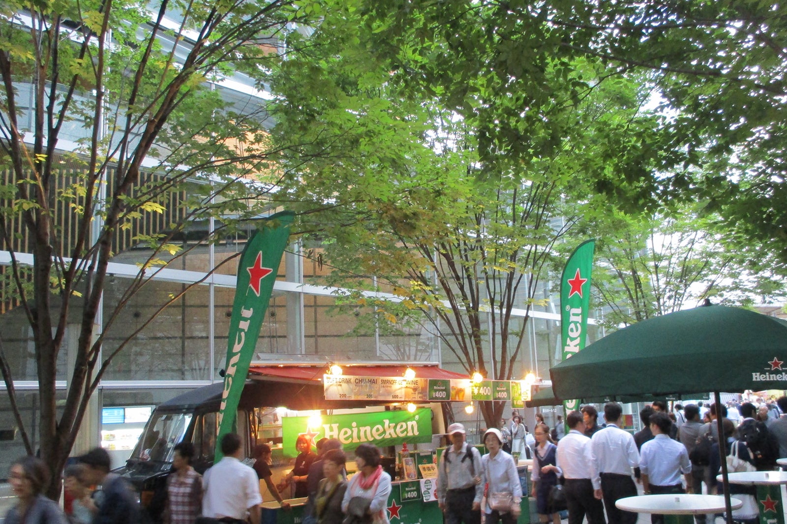 ネオ屋台村スーパーナイト／画像提供：東京国際フォーラム