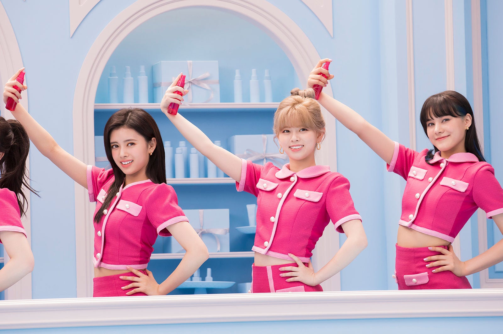 NiziU／RIMA、RIKU、NINA（提供写真）