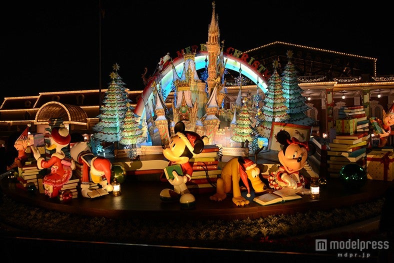 エントランスのフォトロケーション（夜）