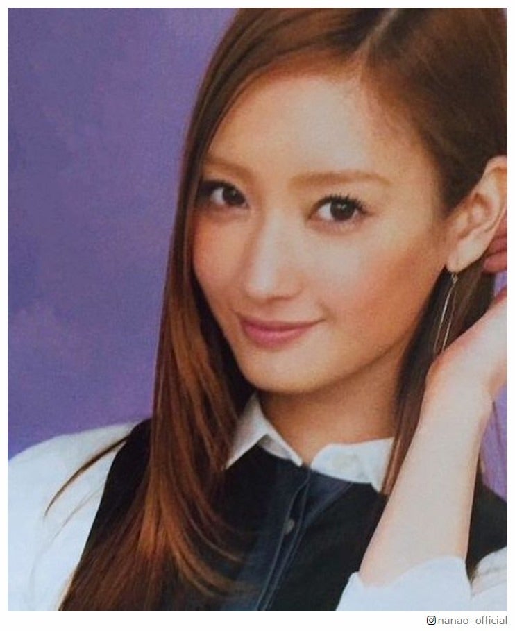 菜々緒「10年前のマイルドな私」茶髪ロング姿に反響「変わらず美しい」