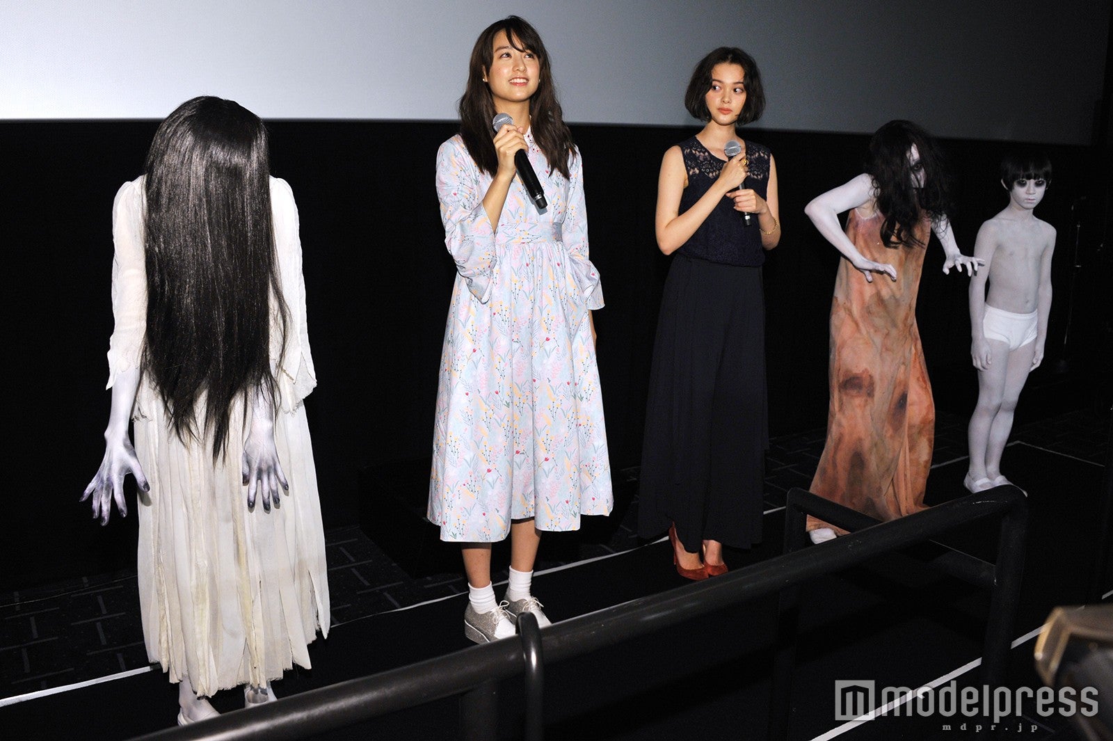 山本美月、玉城ティナ（C）モデルプレス