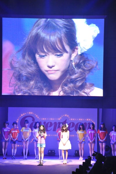 桐谷美玲の卒業式風景