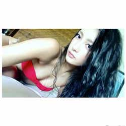モデルプレス - 菜々緒、谷間くっきりセクシー動画で夏の締めくくり ファンから惜しむ声