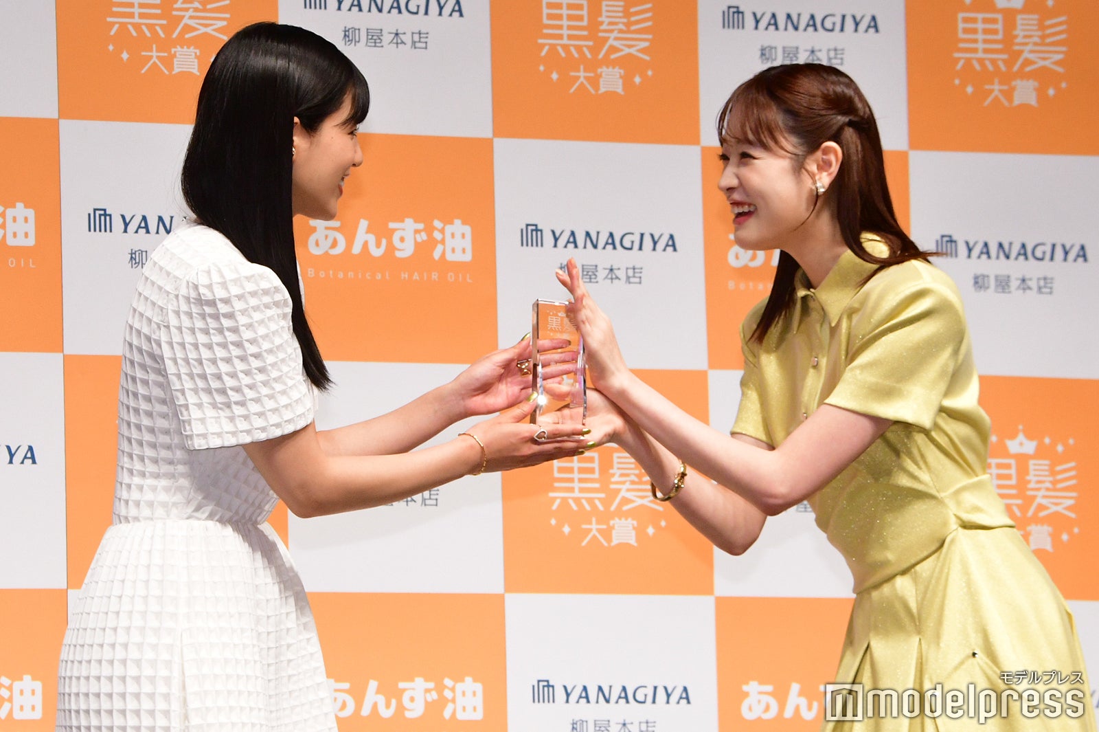 石井杏奈、高橋ひかる（C）モデルプレス