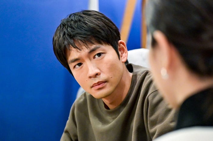 松下洸平、吉高由里子/「最愛」第9話より(C)TBS