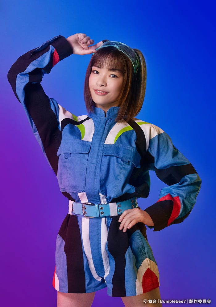 知念紗耶 (C)舞台「Bumblebee7」製作委員会