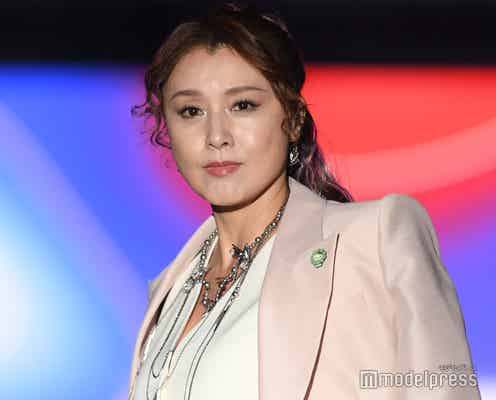藤原紀香、シークレット登場で「TGC」初ランウェイ 圧巻オーラに会場どよめく【TGC大阪・関西万博】