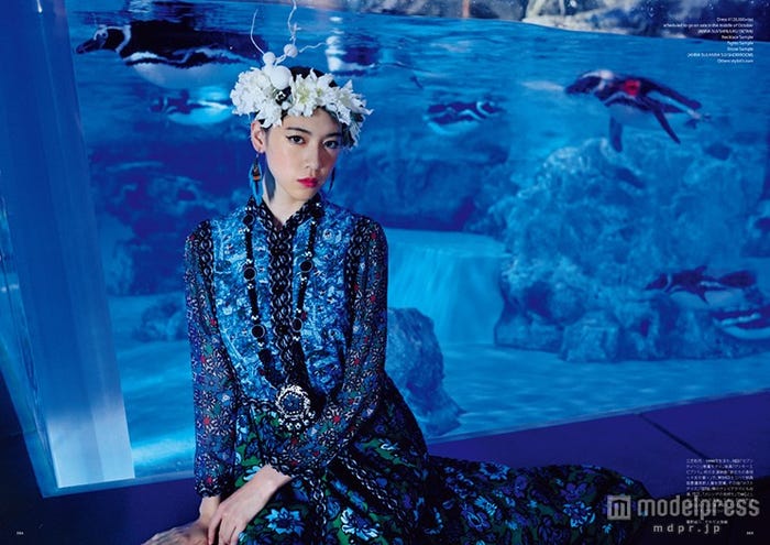 三吉彩花/「Mgirl 2015-16 AW」(画像提供:MATOI PUBLISHING inc.)