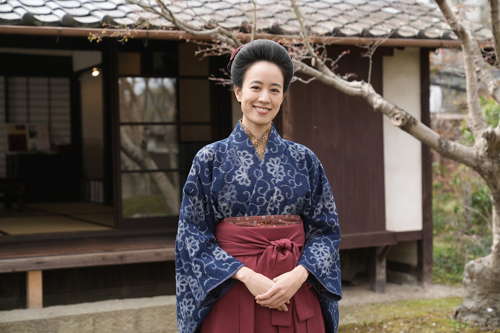 石橋静河、2026年後期朝ドラ「ブラッサム」クランクイン 岩国ロケでの役写真も公開