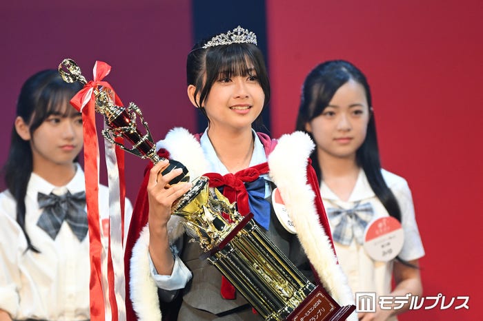 “日本一かわいい中学一年生”のの花さん(C)モデルプレス