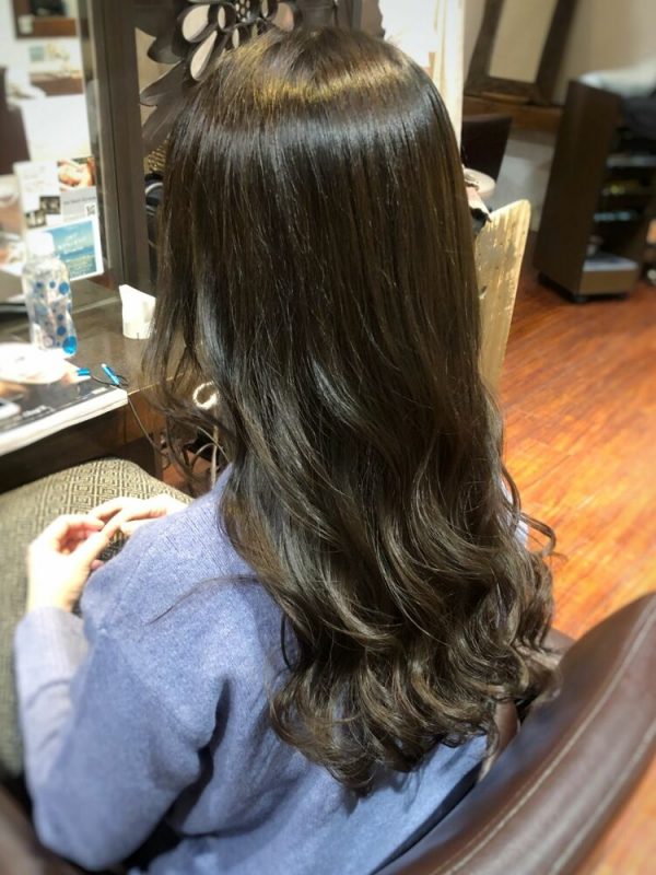 暗め アッシュブラウンのヘアカラー特集 透明感溢れる髪色で柔らかい印象に モデルプレス 暗め アッシュブラウンのヘアカラー特集 透明感溢れる髪色で柔らかい印象に モデルプレス