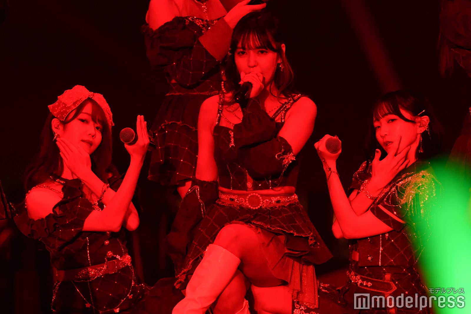 ＝LOVE（C）モデルプレス