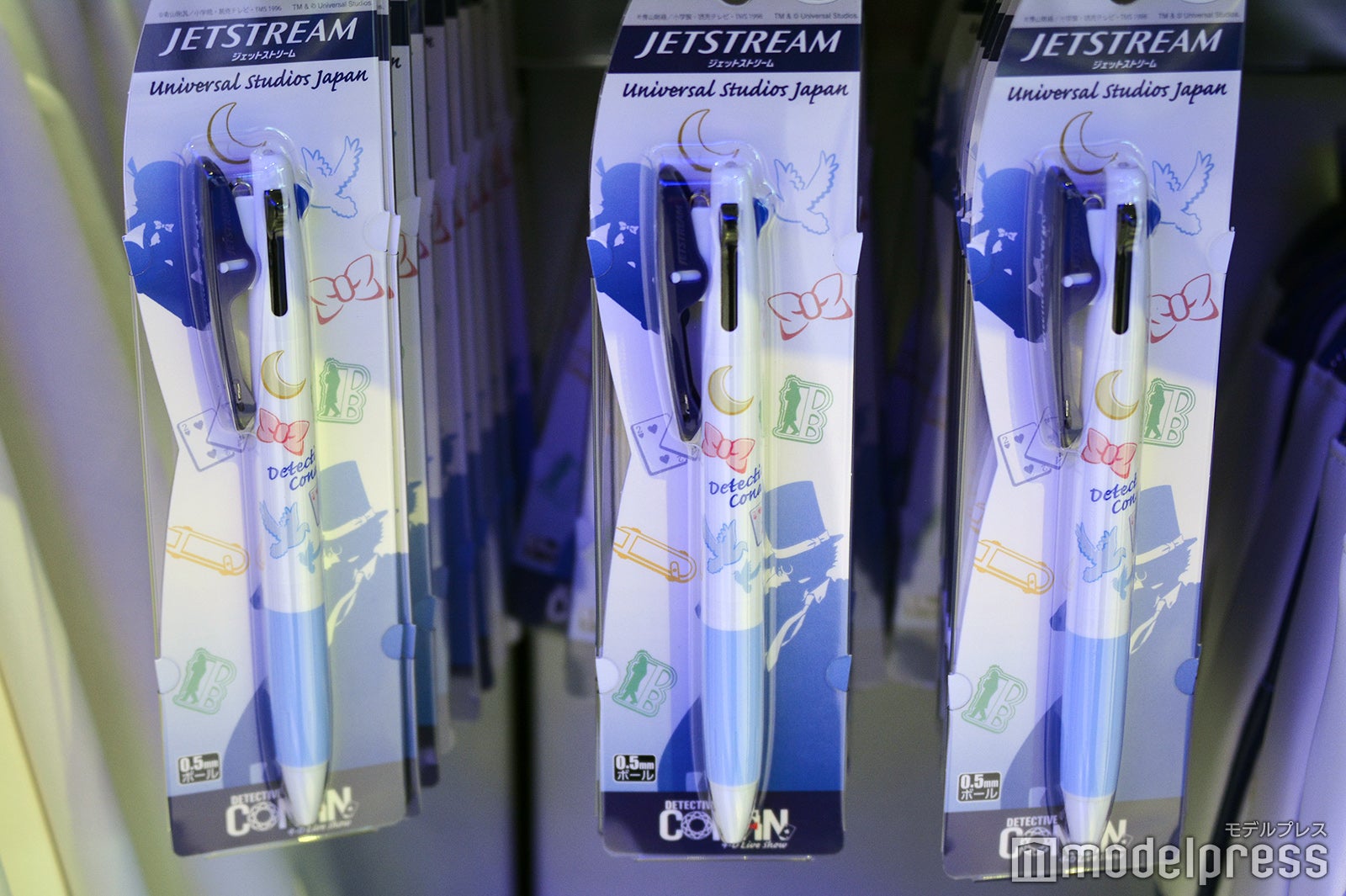 ボールペン（C）モデルプレス