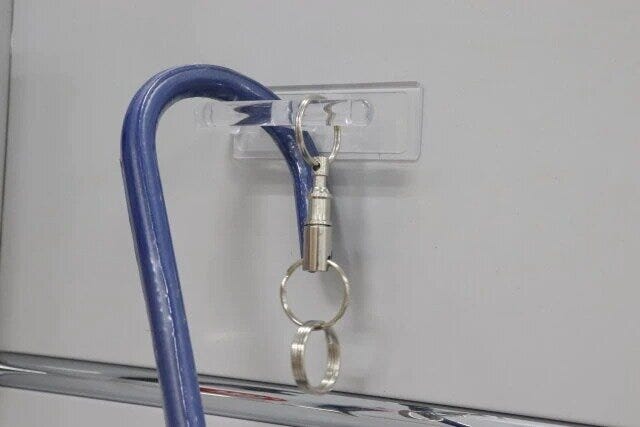 ダイソーの目立たないHAGASEL