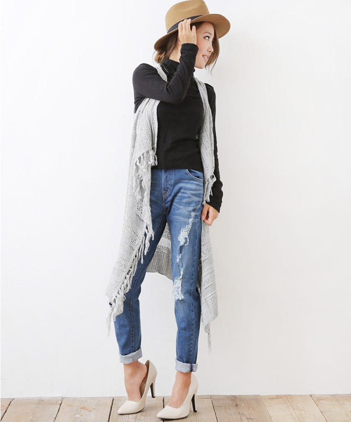 透かし編みフリンジ付ジレ「LuzLlena」3,970円(税込)/画像提供:LuzLlena