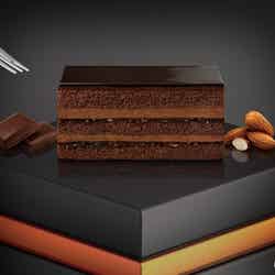 ショコラナッツムースケーキ／画像提供：日本マクドナルド