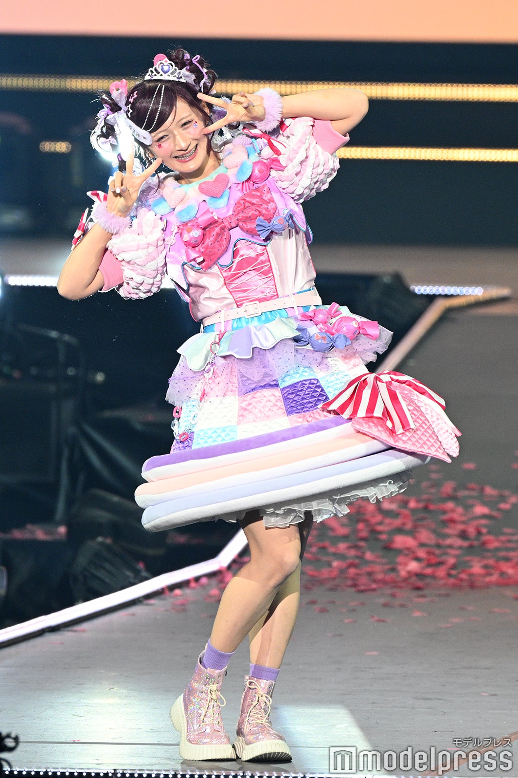 しなこ（C）モデルプレス